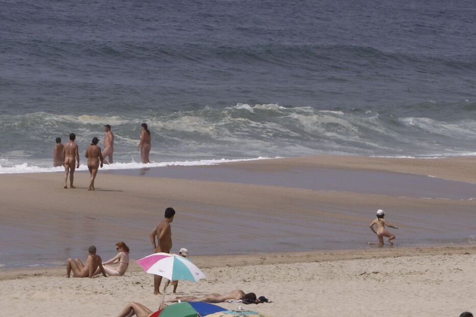 Naturistas têm muitas queixas