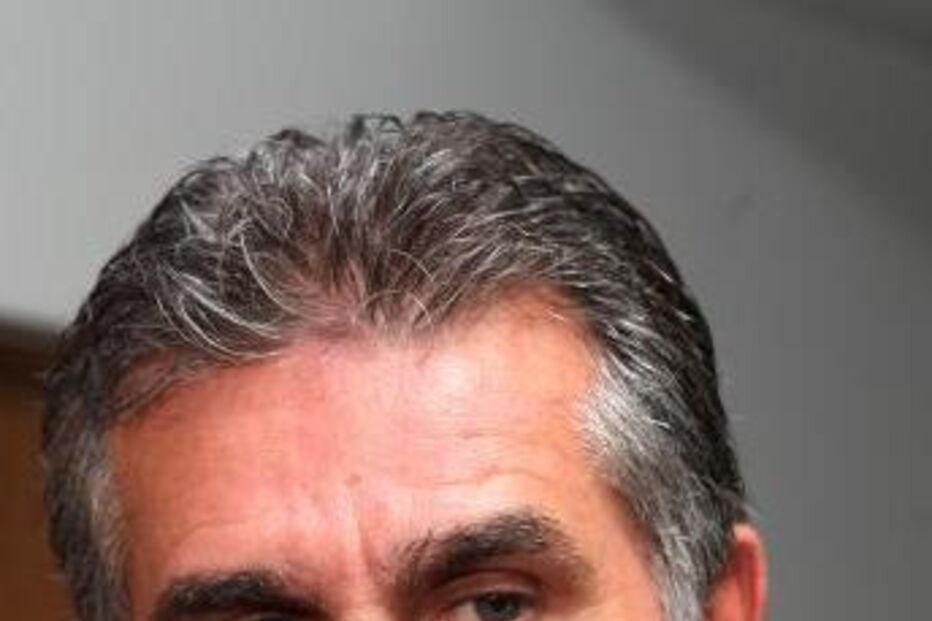 Oficial: Queiroz suspenso um mês e multado em mil euros