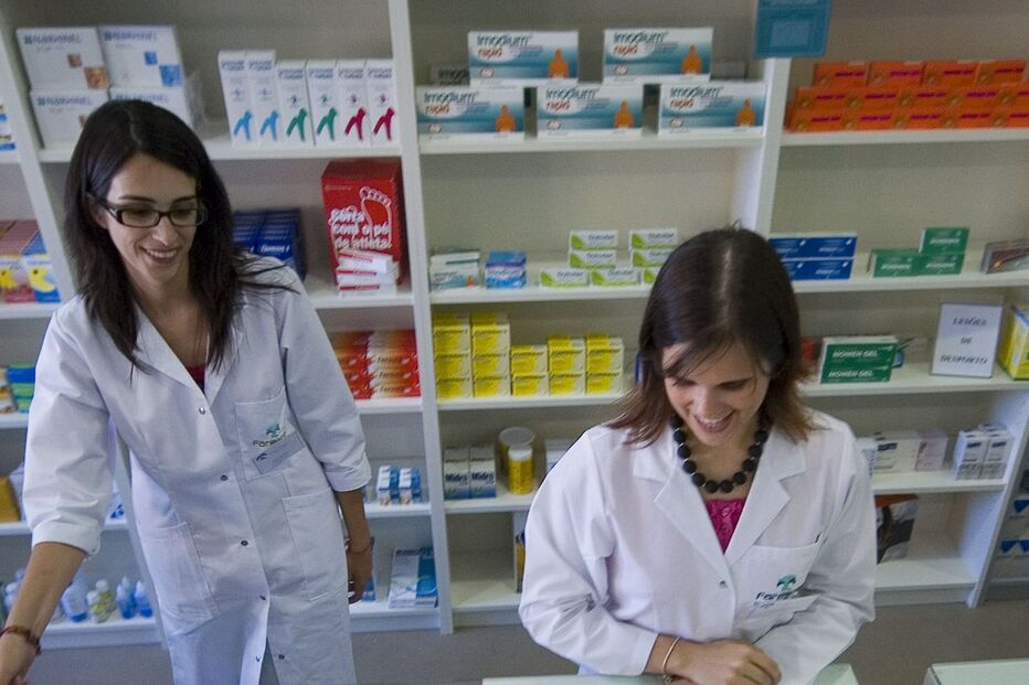 Farmácias podem abrir 24 horas