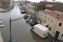 Chuva provoca caos na Baixa de Lisboa