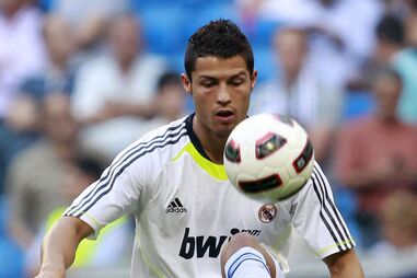 Portugueses no Mundo: 220 emigrantes futebolistas