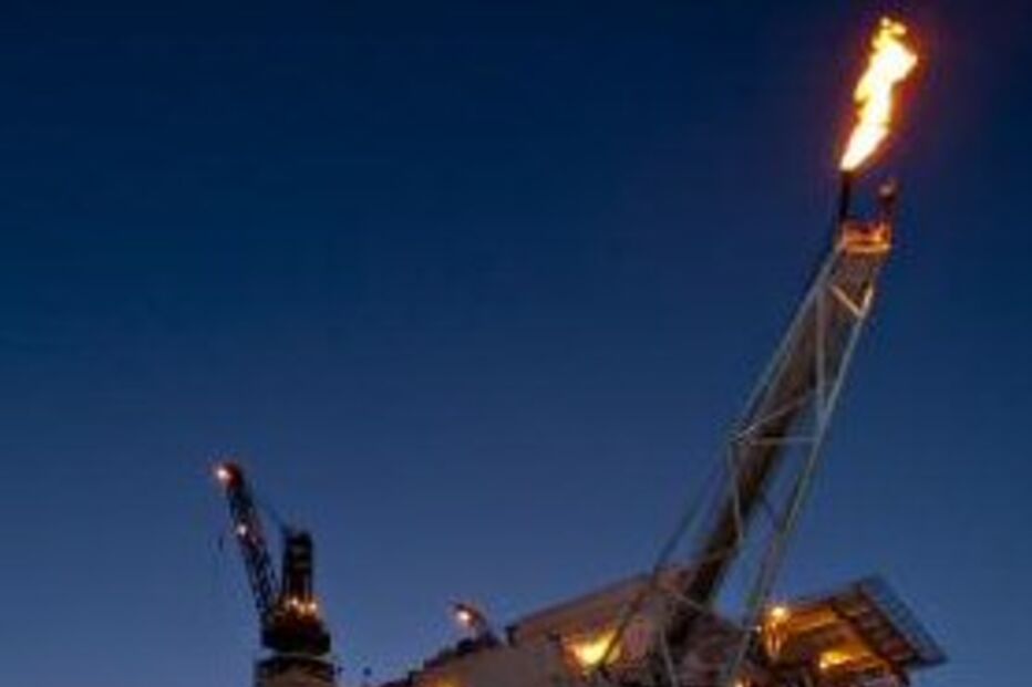 Brent sobe 40 cêntimos para 82,91 dólares