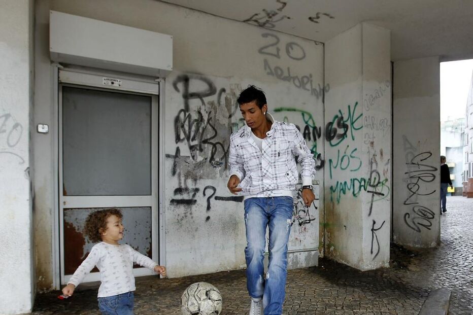 Retalhos de uma dívida anunciada