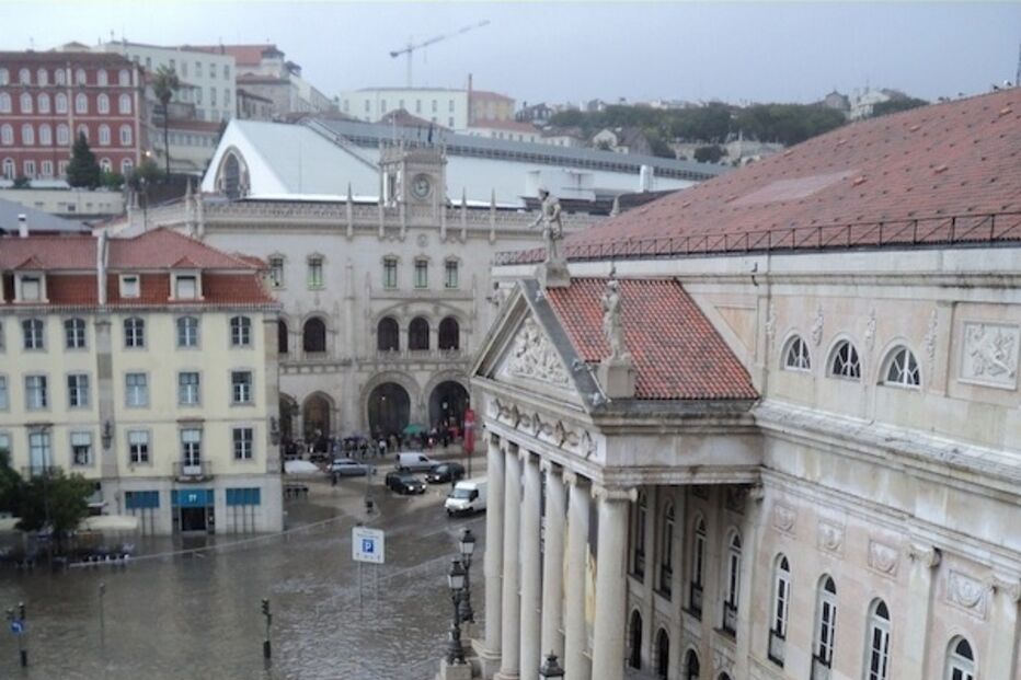 Chuva provoca caos na Baixa de Lisboa