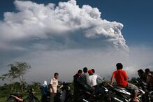 Despertar de Merapi lança Indonésia para o caos 
