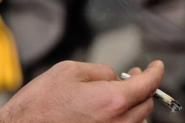 Loja de drogas legais abre portas