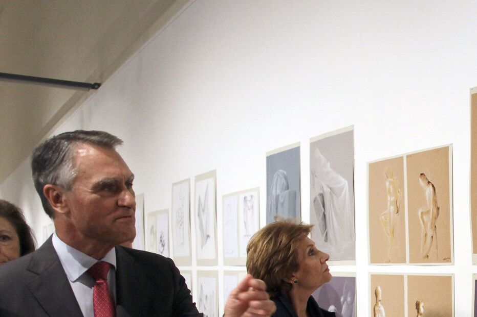 Cavaco visita Sociedade de Belas Artes renovada