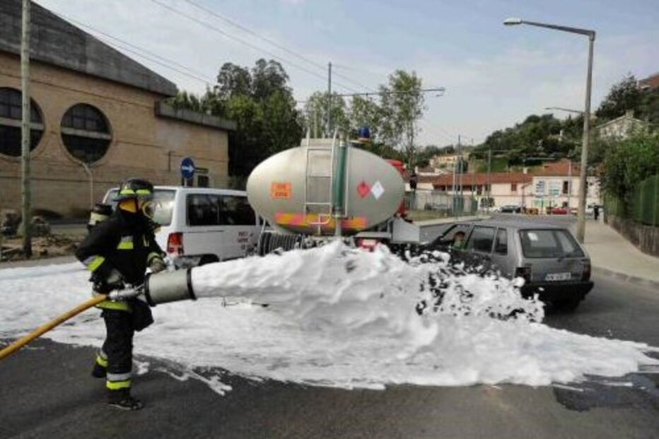 Estrada Nacional 10/4 reabre às 12h00