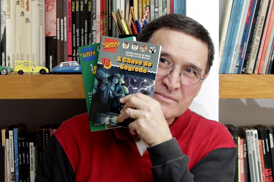 CHIMPANZÉ, GLOBO, TELENOVELA, OS SUPER 4, ANTÓNIO AVELAR DE PINHO, WALCY CARRASCO, CARAS E BOCAS, SIC