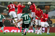 Sporting consegue vitória n.º 100 na UEFA e apura-se na Liga Europa