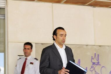 VILA REAL DE SANTO ANTÓNIO, ADVOGADO, CONDENADO, JULGAMENTO, FALSIFICAÇÃO, ABUSO DE CONFIANÇA, SOMMER MARTHA