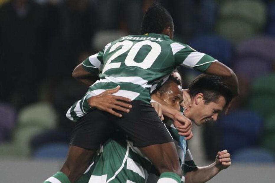 Sporting consegue vitória n.º 100 na UEFA e apura-se na Liga Europa