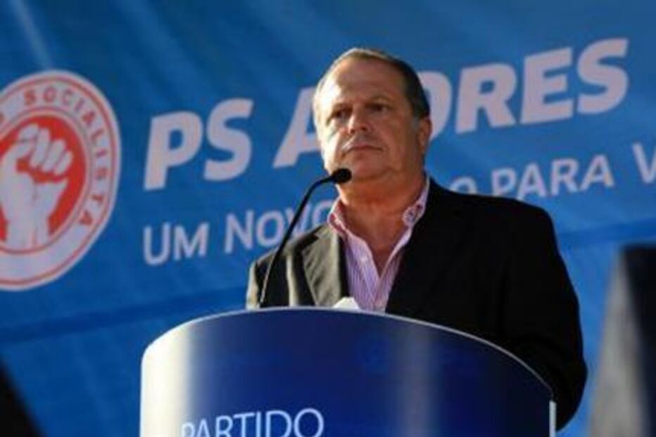 Carlos César, Cavaco Silva, Açores, remuneração compensatória