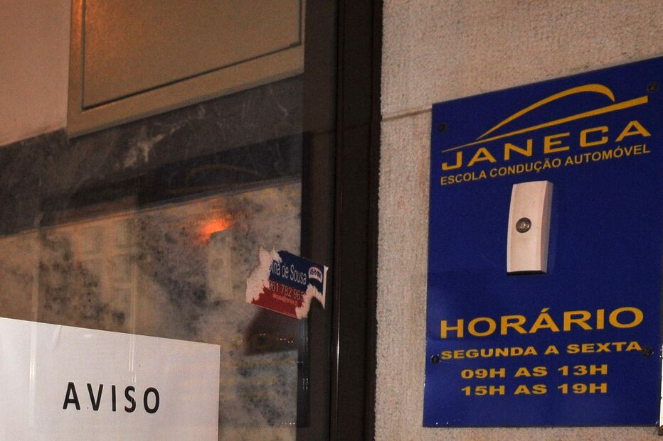 ESCOLA DE CONDUÇÃO, SETÚBAL