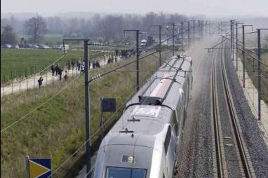 TGV, linha alta velocidade, Elvas, Badajoz, concurso público