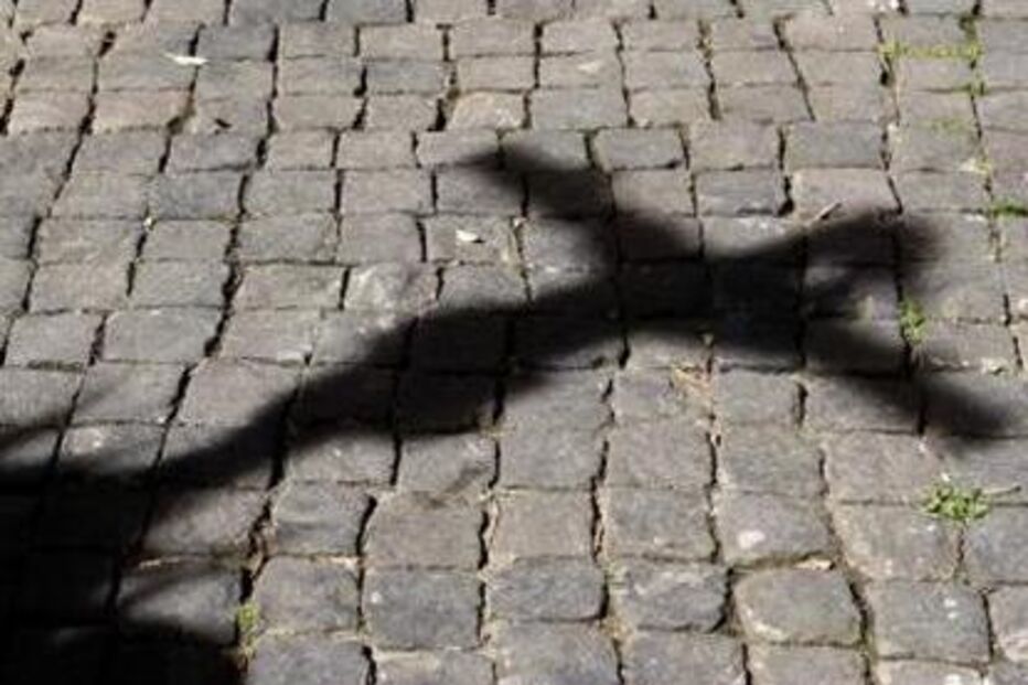 Bélgica, igreja, padre, menores, violação,