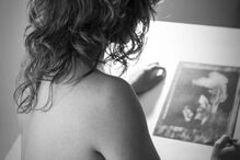 Voluntários despem-se em calendário de alerta à leucemia