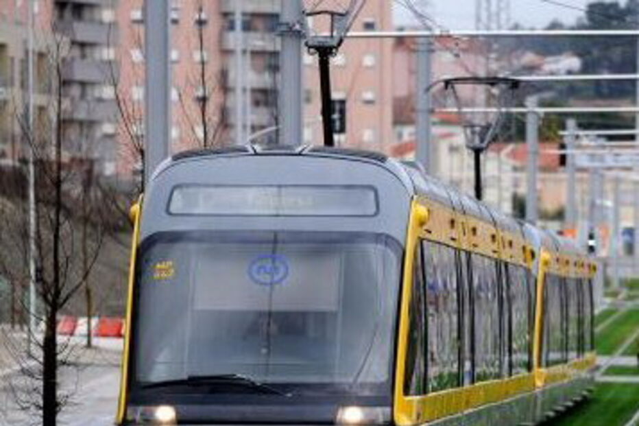 porto, matosinhos, linha do metro, acidente, senhora da hora