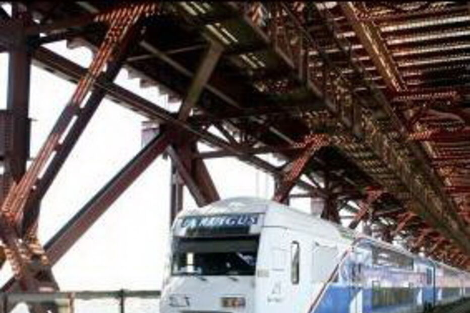 fertagus, ponte 25 abril, greve, cortes salariais, transtejo, barcos, comboios, lisboa