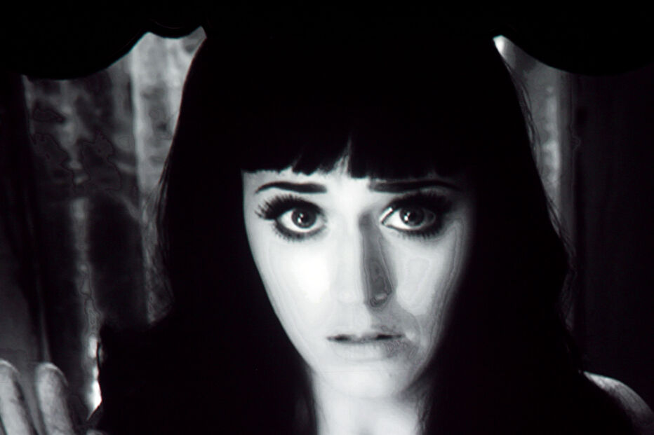 Katy Perry arranca digressão em Lisboa por entre chupa-chupas gigantes