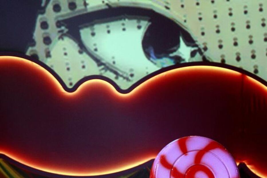 Katy Perry arranca digressão em Lisboa por entre chupa-chupas gigantes