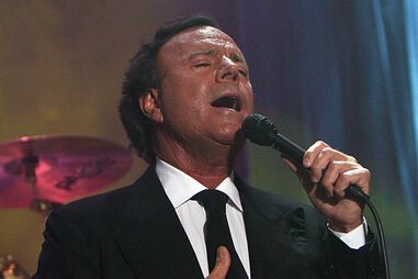 Júlio Iglesias, cantor, Atlântico, espectáculo
