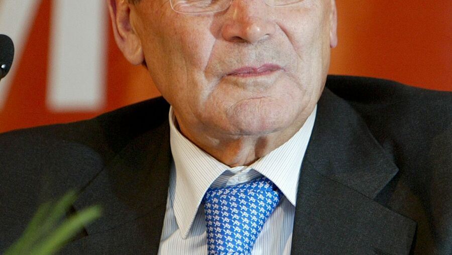 Belmiro de Azevedo: Salário de 182 mil € - Economia - Correio da Manhã