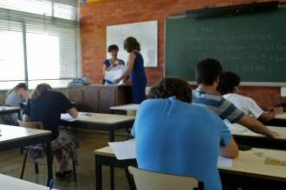 FNE, federação nacional da educação, professores, exames