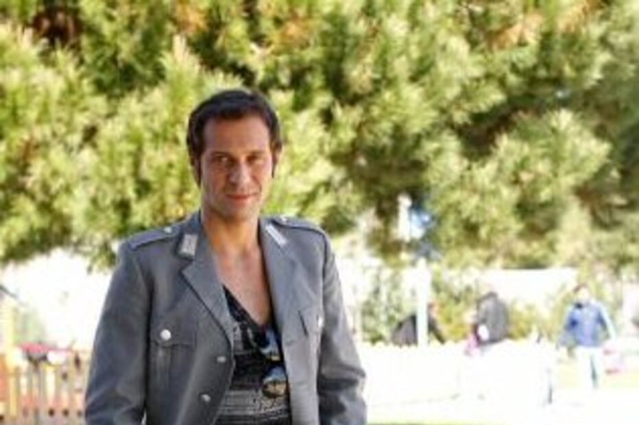 Comédia romântica ‘acorda’ amor de Sara Prata e José Carlos Pereira