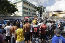 Massacre numa escola do Rio de Janeiro