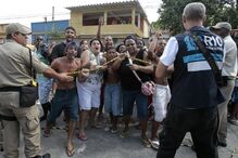 Massacre numa escola do Rio de Janeiro