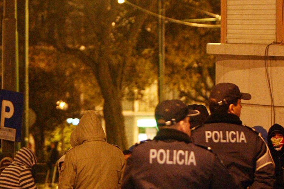 NO NAME BOYS, BENFICA, FC PORTO, SUPER DRAGÕES, INCÊNDIO, AUTOCARRO