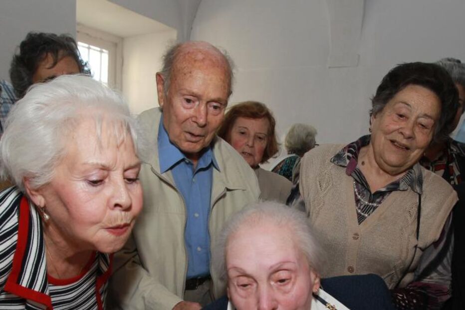 IDOSA, SOFIA, 105 ANOS