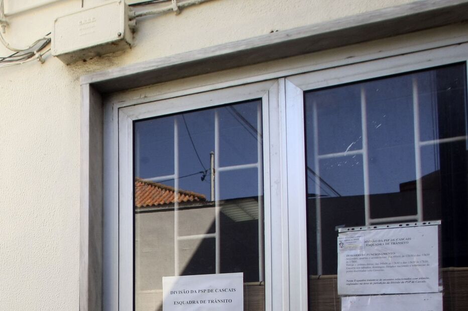 PSP, POLÍCIAS, CASCAIS, DESPEJADOS
