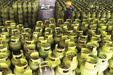 Leva gás em carro furtado 