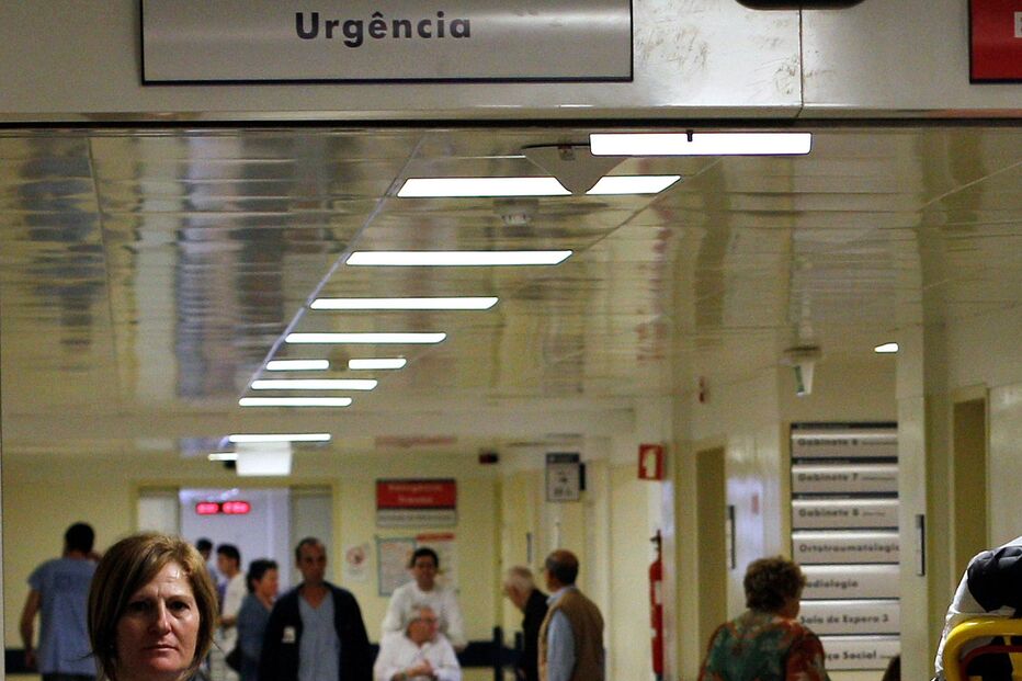 FUNÇÃO PÚBLICA, GREVE, EDUCAÇÃO, ESCOLAS, HOSPITAIS, CENTROS DE SAÚDE