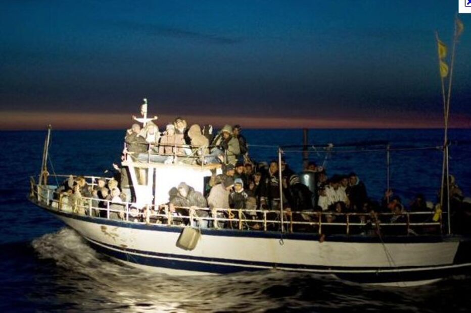 cadáveres, refugiados da Líbia, Tunísia, naufrágio da embarcação, O Crescente Vermelho tunisino, Organização Internacional das Migrações, OIM