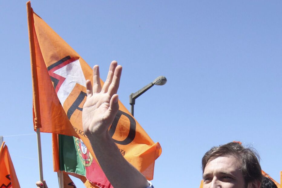 imprensa, legislativas, centro direita, cds-pp, psd, passos coelho