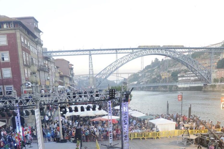 SÃO JOÃO, PORTO, FESTA, MARTELINHOS, RUSGAS