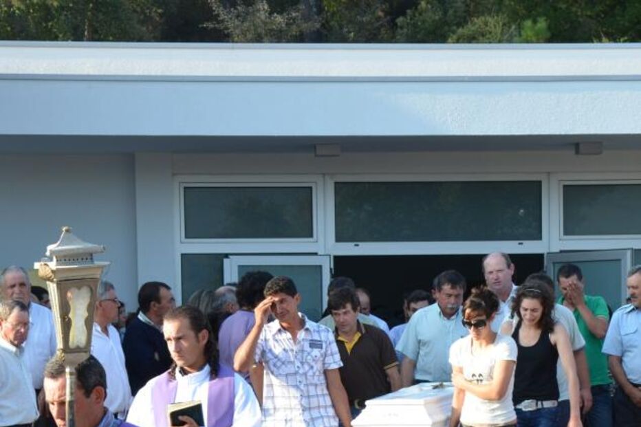 TIAGO, BEBÉ, CARRO, MORTE, FUNERAL, BAIÃO