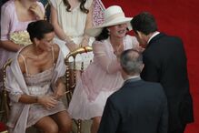Mónaco celebra amor de Alberto e Charlene 