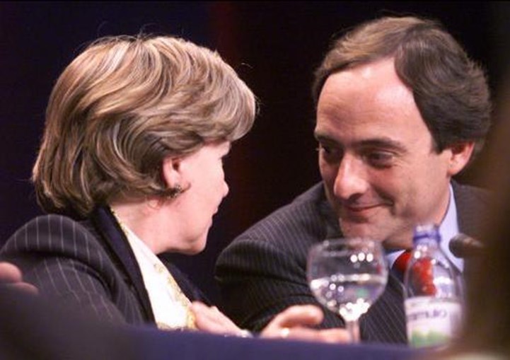 Ascensão de Paulo Portas nos centristas não foi do agrado de Maria José, que disputou a liderança do partido com o actual ministro dos Negócios Estrangeiros em 1998