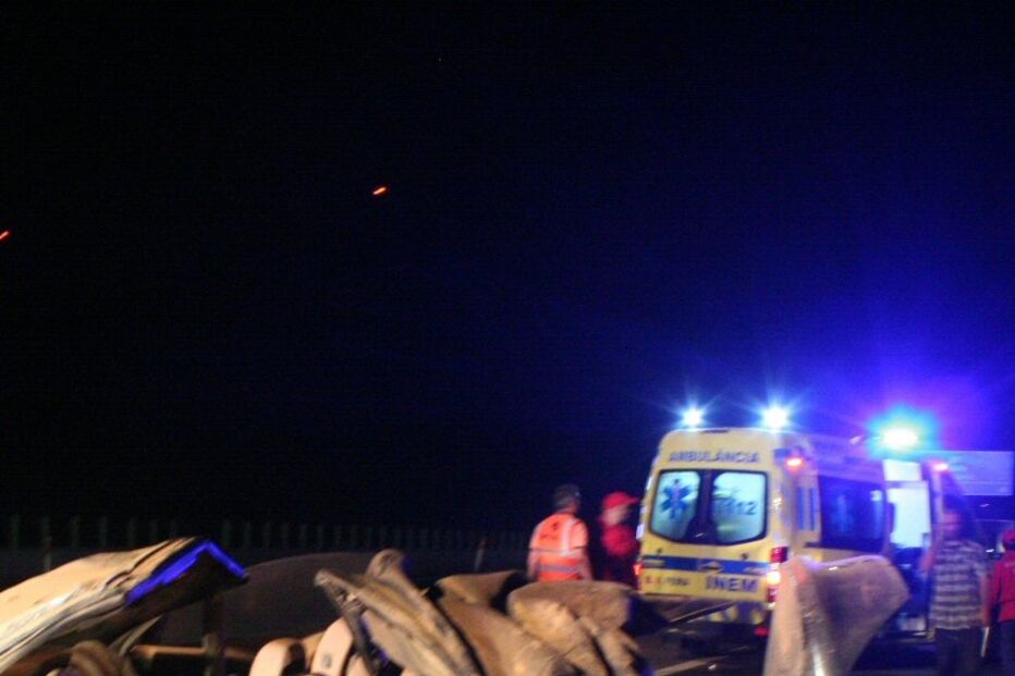 ANGÉLICO VIEIRA, ACIDENTE, BMW, A1, ESTARREJA, PNEUS, AUGUSTO, STAND