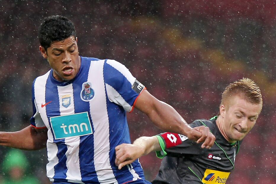 FC PORTO, HULK, EXPULSÃO, ESTÁGIO, REFORÇOS