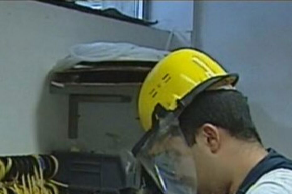 Hospital usa próteses ilegais 