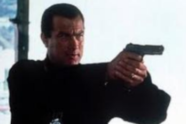 steven seagal, acção, tiros, cão, galos, true justice