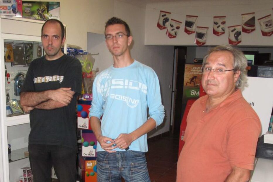 português, professor, abatido, tiro, rio de janeiro, brasil