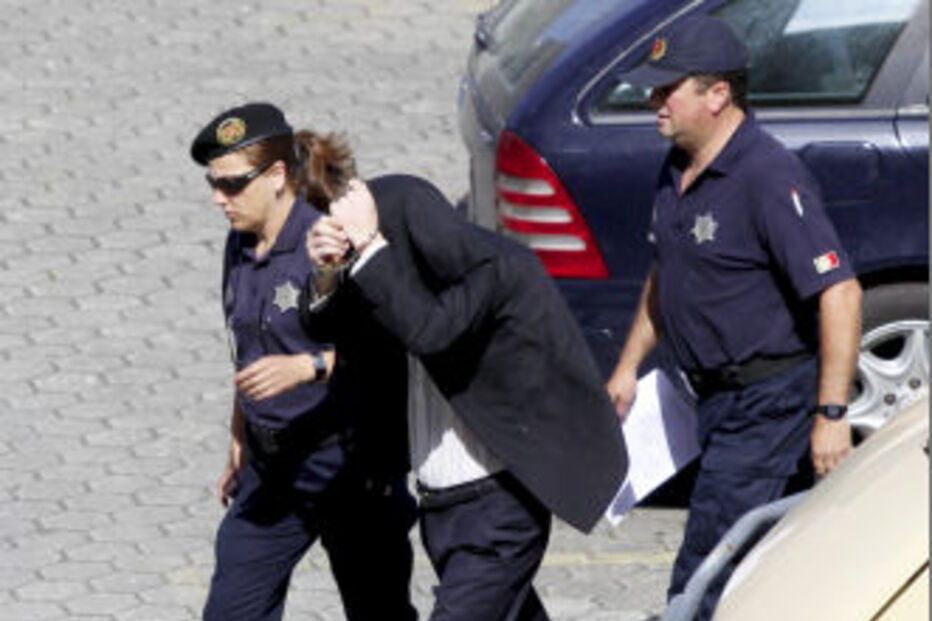 VILA NOVA DE GAIA, PREDADOR, 18 ANOS, VIOLADOR