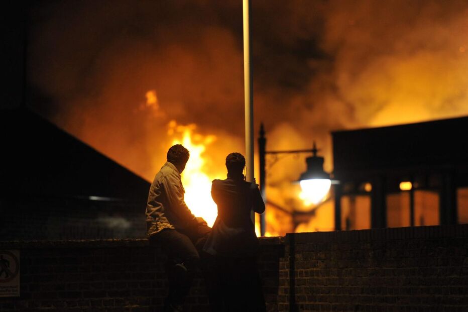 Semana a ferro e fogo em Londres lança o caos