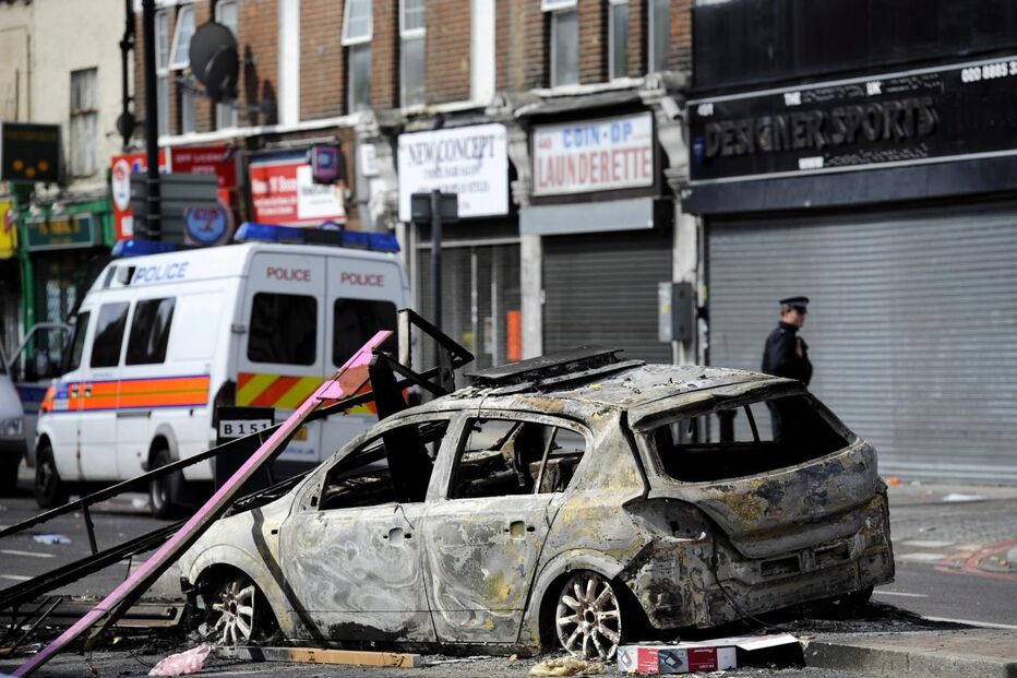 Semana a ferro e fogo em Londres lança o caos